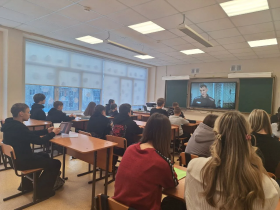 Кинопоказы.